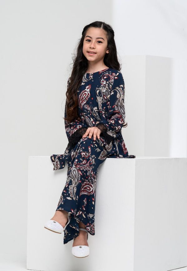 Truly, One of the Best Online Shopping For Women Azizah Kids Kurung ...